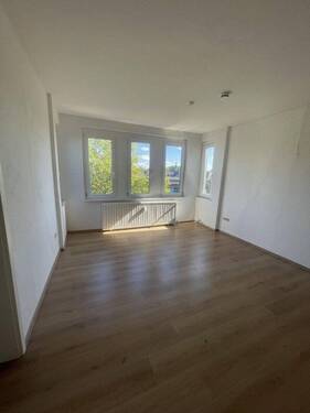 Wohnzimmer - Etagenwohnung mit 60,00 m&sup2; in Oberhausen zur Miete