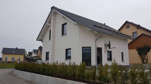 Bild zeigt Beispiel mit Sonderwünschen - Einfamilienhaus (Neubau) in Großweitzschen