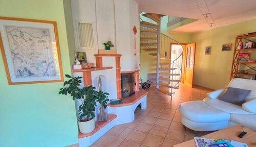 Wohnen 3 mit Kamin.jpg - 