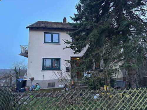 Vorderansicht - Wannemacher Immobilien **** Freistehendes Einfamilienhaus in einer schönen Lage von Heiligenwald ****