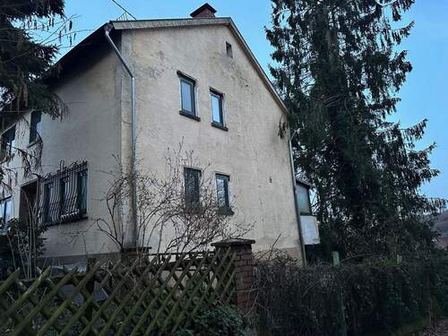 Giebelseite - 5 Zimmer Einfamilienhaus in Schiffweiler