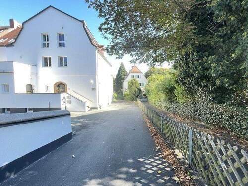 Zufahrt Ansicht 1 - Grundstück in Nürnberg zum Kaufen