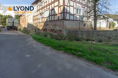 Außenansicht - 9 Zimmer Bauernhaus, Landhaus zum Kaufen in Bad Arolsen / Schmillinghausen