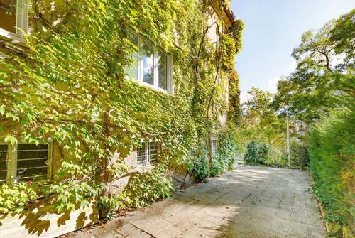 Ansicht - Hölderlinplatz: Dreifamilienhaus in schönster Lage