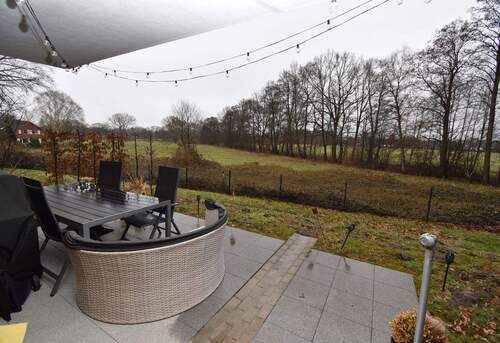 Terrasse - 3 Zimmer Etagenwohnung zur Miete in Uetersen