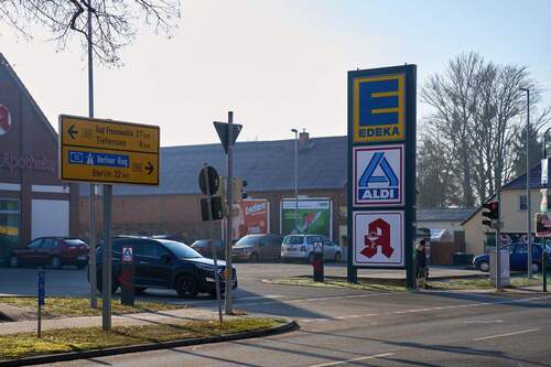 Einkaufsmöglichkeiten - 