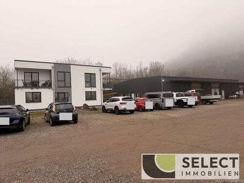 Ansicht - Gewerbegrundstück mit modernem Wohn- u. Bürogebäude und Lagerhalle