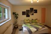 Schlafzimmer - Etagenwohnung mit 93,00 m² in Obermichelbach zur Miete