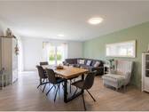 Wohn- und Esszimmer - 