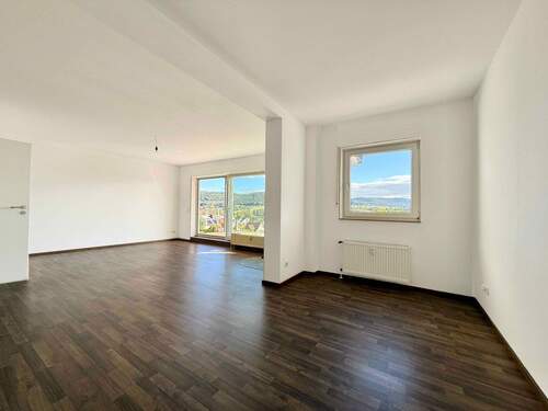 Wohnen und Essen - 3 Zimmer Terrassenwohnung in Gelnhausen