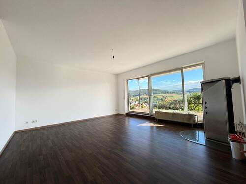 Wohnzimmer - Terrassenwohnung mit 122,00 m&sup2; in Gelnhausen zum Kaufen