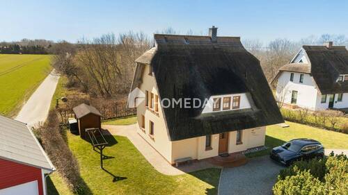 Außenansicht Drohne 2 - 5 Zimmer Einfamilienhaus in Dranske