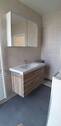 Bad mit Spiegelschrank - 