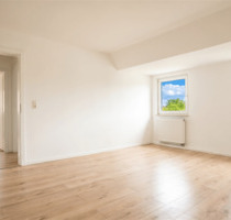 Helle 4-Zimmer-Dachgeschosswohnung mit Charme in zentraler Lage von Plochingen
