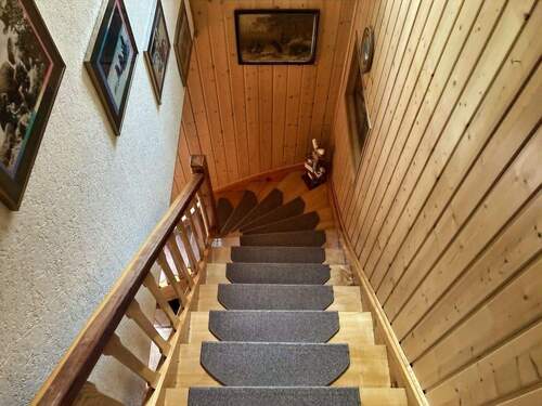 Aufgang - 9 Zimmer Einfamilienhaus in Südharz