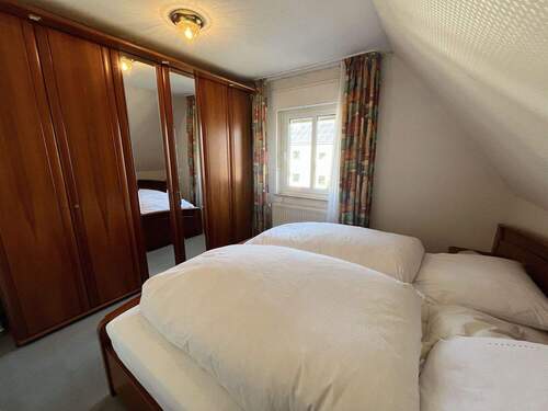 Zimmer (Bodenraum) - 