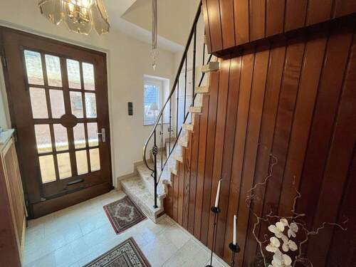 Eingangsbereich - Einfamilienhaus mit 122,70 m&sup2; in Rheine zum Kaufen