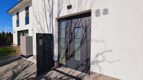 Eingang - 3 Zimmer Etagenwohnung zum Kaufen in Wermelskirchen