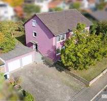 Zweifamilienhaus mit großem Garten, Garage, Keller - Landhaus - Külsheim