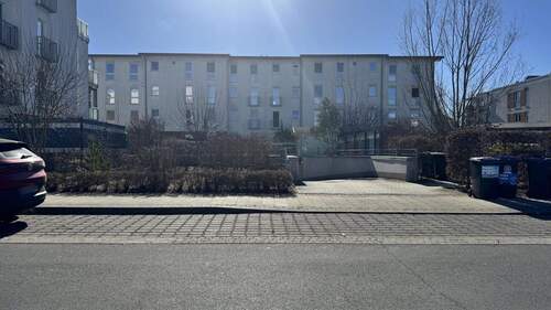 Außenaufnahme TG-Einfahrt - 