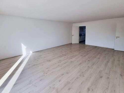 Wohnzimmer - 3 Zimmer Etagenwohnung in Braunschweig