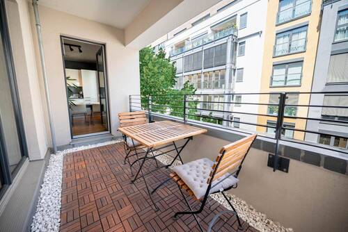 Balkon - 2 Zimmer Etagenwohnung in Berlin