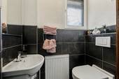 Haupthaus Gäste-WC (2,38 m²) - 