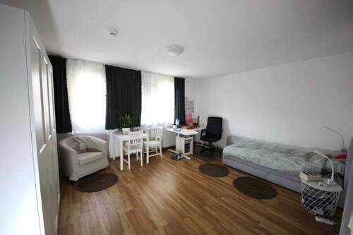 Wohnen/Schlafen - Etagenwohnung mit 30,00 m&sup2; in Trier zur Miete