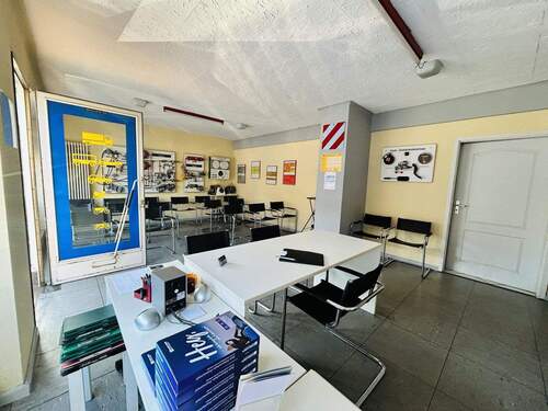 Gewerbefläche - 4 Zimmer Einfamilienhaus zum Kaufen in Wallerfangen