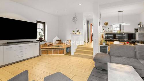 1. OG Wohnzimmer 2 - 