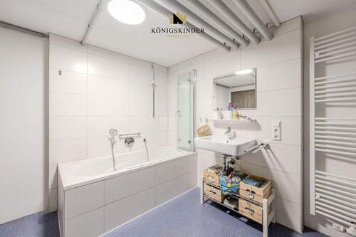Bad 2 & Wäscheraum - 