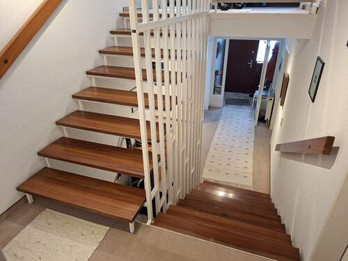 Treppe zum Kellergeschoss - 