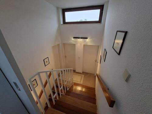 Treppe zum Obergeschoss - 