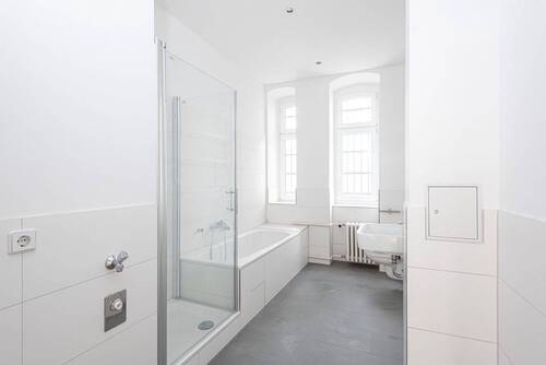 Beispielwohnung Badezimmer - 4 Zimmer Etagenwohnung in Berlin