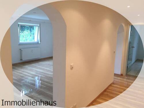 UG Blick Flur und WZ.JPG - 