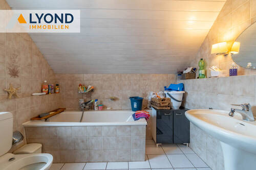 LYD 3641 - 11 Badezimmer OG - 