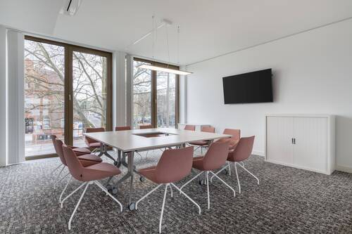 Regus_Connect_4678 _Wiesbaden_Germany_LargeConfere - 
