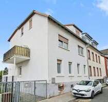 Viel Platz für Generationen: 6-Zimmer-Maisonette mit Garten & Nebengebäude in ruhiger Stadtrandlage - Hanau Großauheim