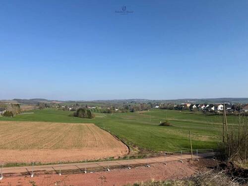 Unverbaubarer Ausblick - Grundstück in Heusweiler