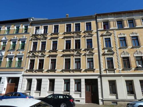 Hausansicht - 2 Zimmer Etagenwohnung zur Miete in Leipzig