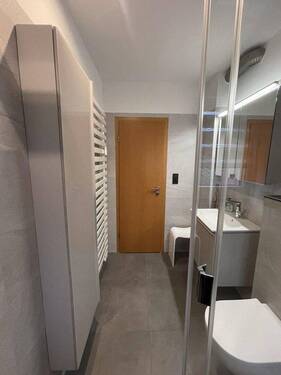 Badezimmer - 3 Zimmer Etagenwohnung zur Miete in Remscheid