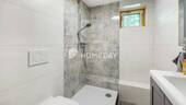 KG Badezimmer 1 - 