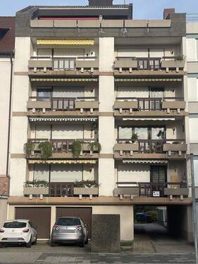 Gebäudefrontseite - 3 Zimmer Etagenwohnung zur Miete in Worms