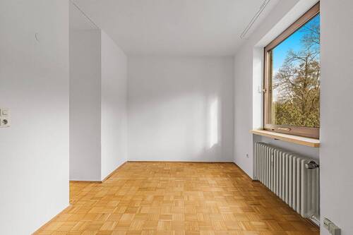  Schlafzimmer 3 - 1 Zimmer Mehrfamilienhaus, Wohnhaus in München / München-Großhadern