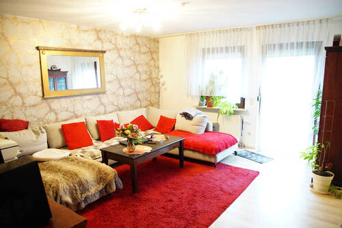 Wohnzimmer - 3 Zimmer Etagenwohnung in Zirndorf