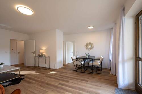 mit schönem Essbereich - 2 Zimmer Etagenwohnung zum Kaufen in Poing