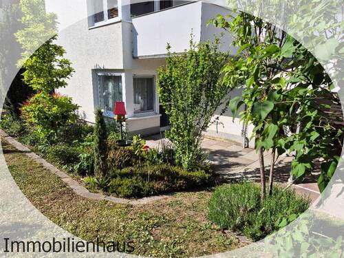 Gartenanteil..jpg - Exklusive Wohnung mit Gartenanteil und großer Terrasse! Hochwertige Ausstattung! EBK! Gute Wohnlage!