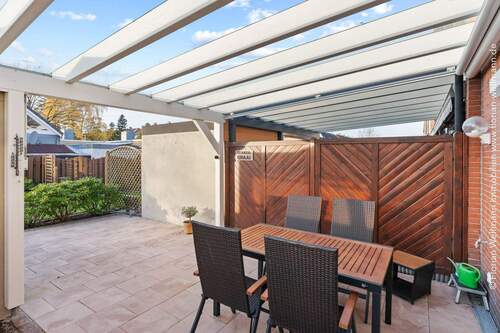 ... mit Überdachung --- - 