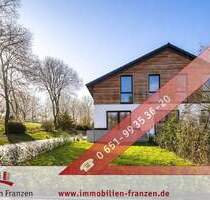 Hochwertig kernsanierte, energieeffiziente Traumwohnung mit zwei Bädern, großer Garten & Terrasse - Trier Tarforst