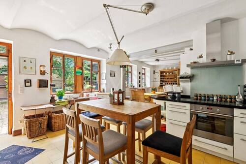 Küche und Essbereich Haupthaus - 